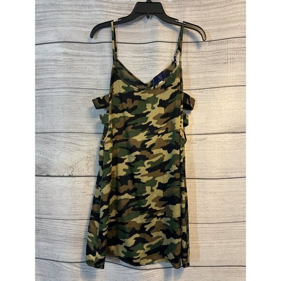 Blue Rain Open Side Camo Dress Size L - Picture 1 of 4